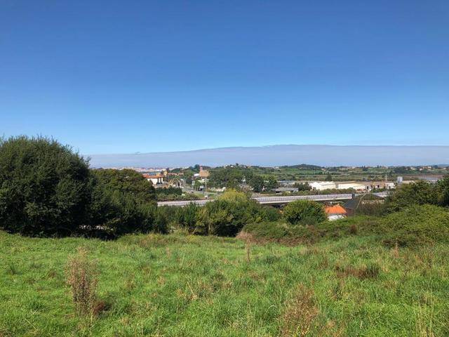 imagen 1 de Venta de parcela en Villanueva de Villaescusa (Cantabria)