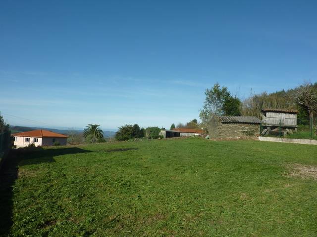 imagen 1 de Venta de preciosa finca en Cesuras (La Coruña)
