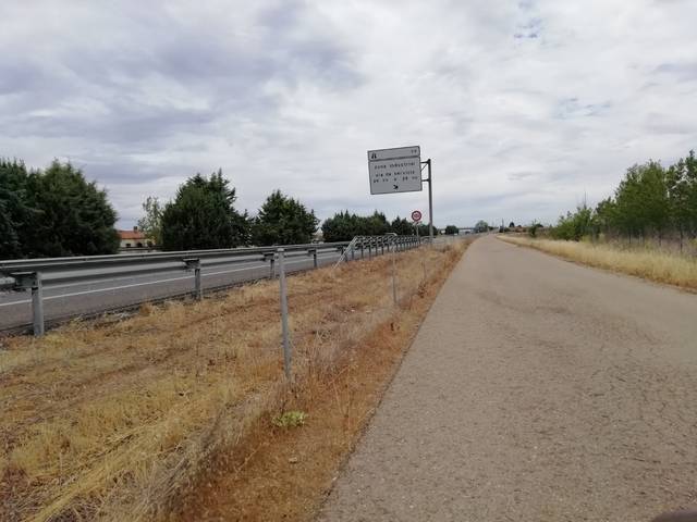 imagen 1 de Venta de finca en Dueñas con buen acceso