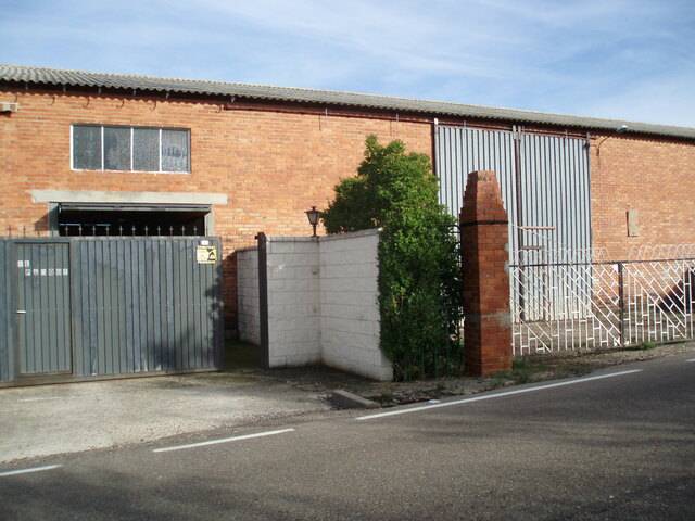imagen 1 de Venta de finca con nave en Palencia