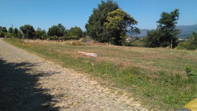 imagen 1 de Venta de finca con buen acceso en Areas (Tui)