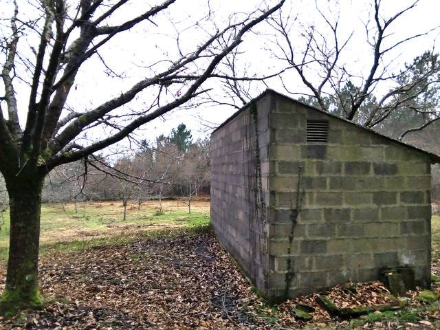 imagen 1 de Venta de finca en Lamosa (Pontevedra)