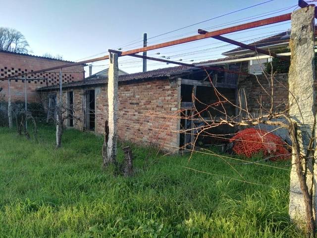 imagen 1 de Venta de terreno con cuadras en Oleiros
