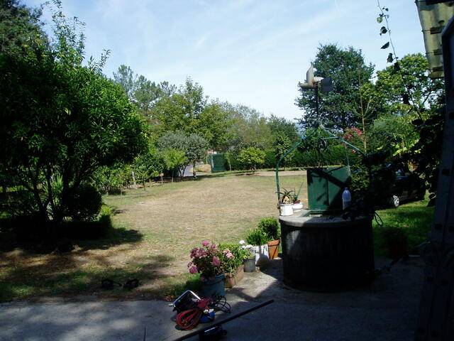 imagen 1 de Venta de finca con merendero en Vilagarcía de Arousa