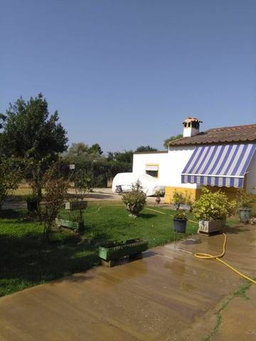 imagen 1 de Venta de parcela con casa en Sanlucar la Mayor