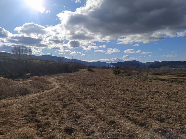 imagen 1 de Venta de finca con masía en Mas de las Matas (Teruel)