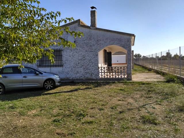 imagen 1 de Venta de terreno con casita en la Cistérniga (Valladolid)