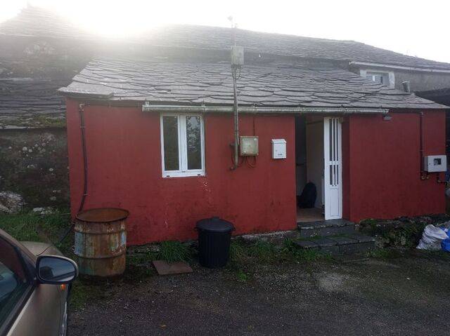 imagen 1 de Venta de casa rural en As Somozas