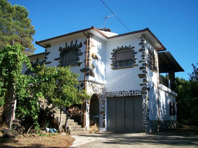 imagen 1 de Venta de chalet con terreno en Caminomorisco