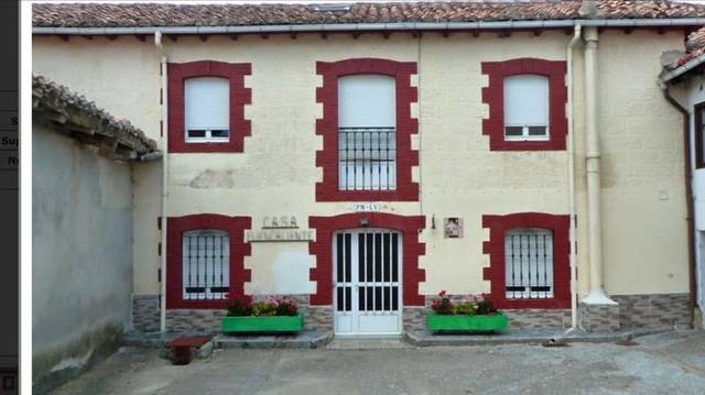 imagen 1 de Venta de casa rural con huerto en Aguilar de Campoo