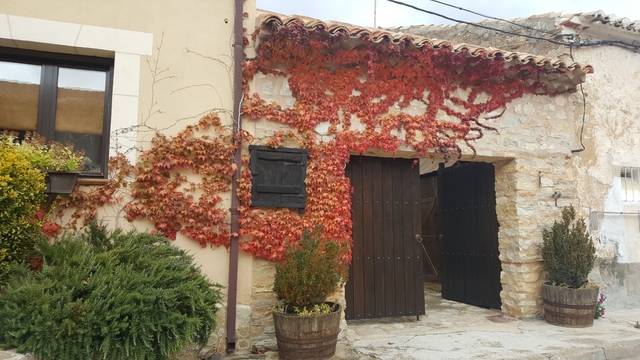 imagen 1 de Venta de casa rural en Anquela del Pedregal (Guadalajara)