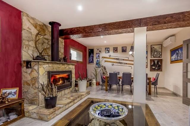 imagen 1 de Venta de chalet en Villar del Rey