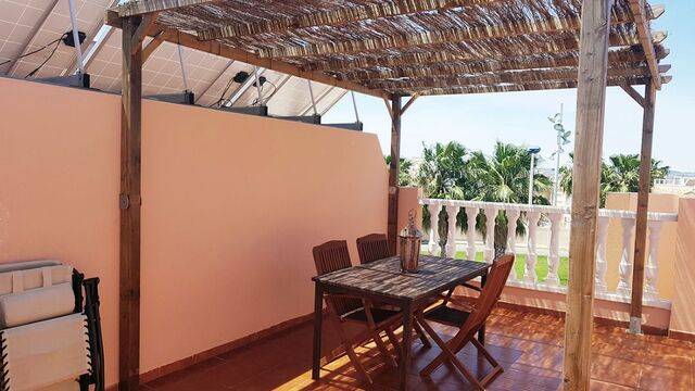 imagen 1 de Venta de casa rodeada de campo en Torrevieja