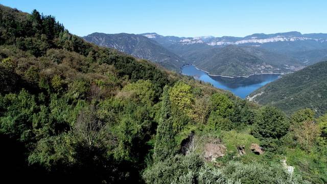 imagen 1 de Venta de finca con masía en Susqueda (Girona)