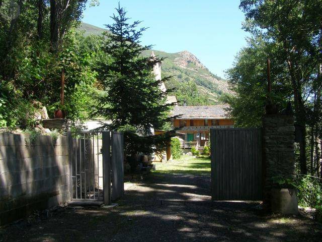 imagen 1 de Venta de casa rural en Llert