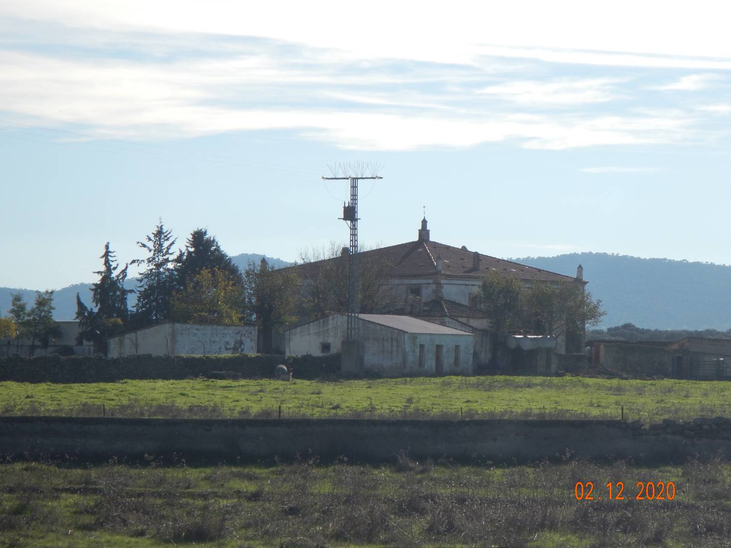 imagen 1 de INVERSORES Oportunidad Dehesa 98 Ha. Caserón y edificaciones, arbolado. Subasta Pública