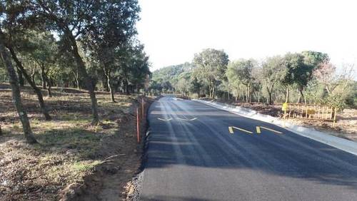 imagen 1 de Venta de finca en la L'Ametlla del Vallès/La Ametlla (Barcelona)