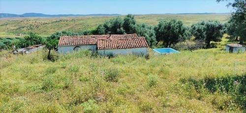 imagen 1 de Venta de fincas en Valencia de Alcántara (Cáceres)