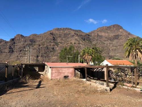 imagen 2 de Venta de terreno con casa en Vecindario (Las Palmas)