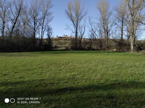 imagen 1 de Venta de estupendo prado en Golpejar de la Sobarriba (León)