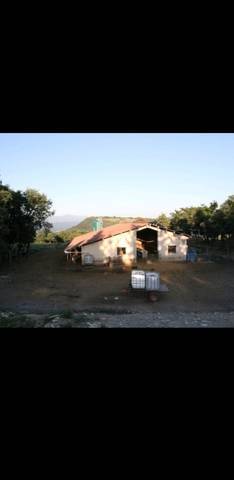 imagen 1 de Se vende instalación ganadera en Orduña