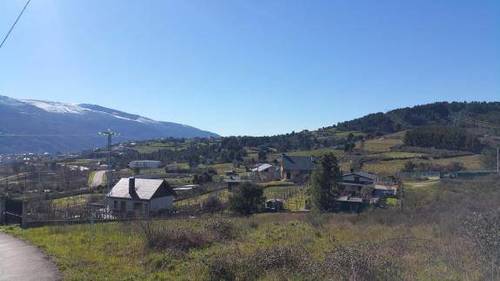 imagen 2 de En Venta finca situada en Valdeorras