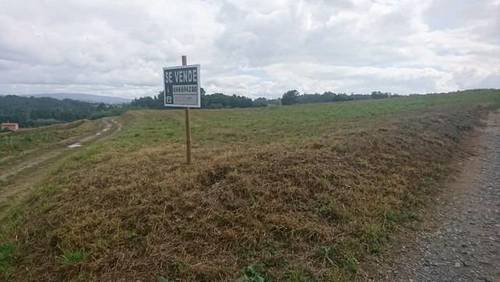 imagen 1 de Venta de fincas llanas y con buen acceso en Cervaña
