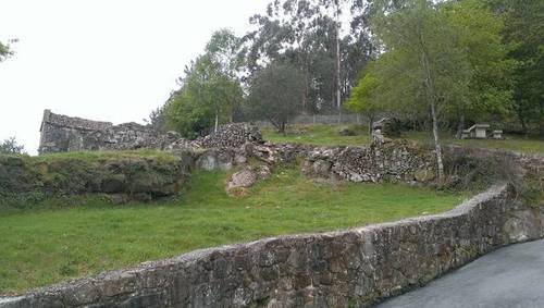 imagen 2 de Venta de preciosa finca con casa en Lameiro (Potevedra)