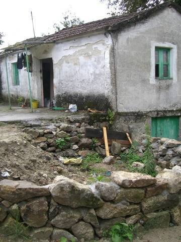 imagen 2 de Venta de terreno con casa en Mondariz (Pontevedra)