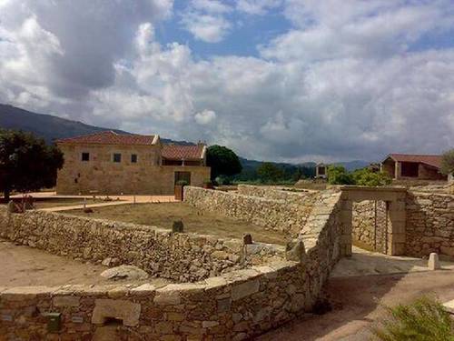imagen 2 de Venta de finca exclusiva en Arbo (Pontevedra)