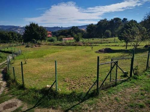 imagen 2 de Venta de finca vallada en Beade