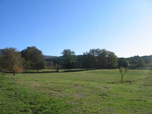 imagen 2 de Venta de finca paradisíaca en Navasfrias (Salamanca)
