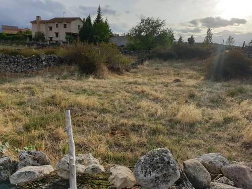 imagen 2 de Venta de parcela urbana con vistas a la sierra en Segovia