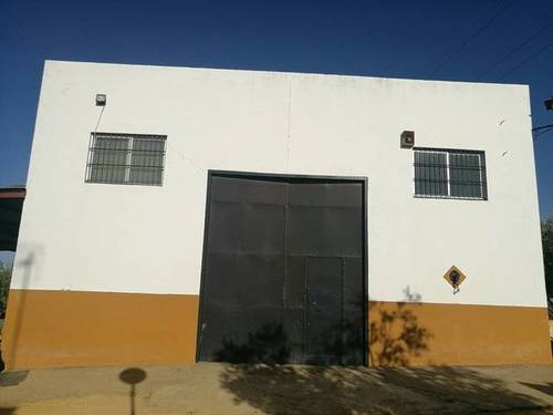 imagen 2 de Venta de finca con casa e instalaciones hípicas en Carmona (Sevilla)