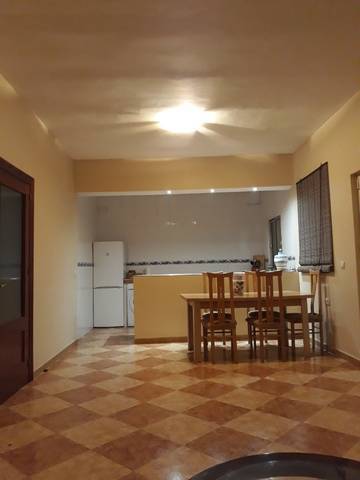 imagen 2 de Venta de terreno con casa en Carmona (Sevilla)