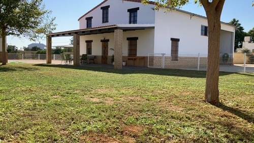 imagen 1 de Venta de terreno con chalet e instalaciones hípicas en Utrera (Sevilla)