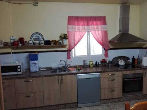 imagen 2 de Venta de finca con casa y naves en Utrera (Sevilla)