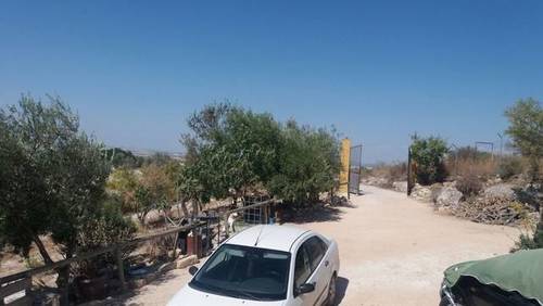 imagen 2 de Venta de finca vallada con casa