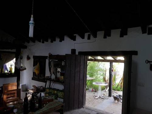 imagen 2 de Venta de finca con vivienda y piscina en Pilas