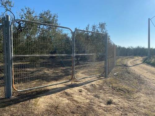 imagen 5 de Venta de finca rústica con Olivos en Sanlúcar la Mayor (Sevilla)