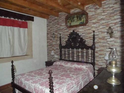 imagen 1 de Venta de finca con vivienda y boxes para caballos en Sevilla