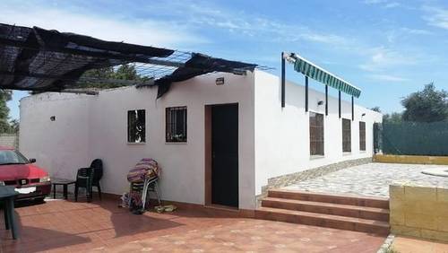 imagen 1 de Venta de vivienda con amplio terreno