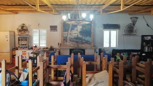 imagen 4 de Venta de vivienda con amplio terreno
