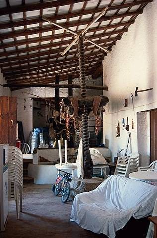 imagen 5 de Venta de bonita finca con bodega y cortijo en Cazalla de la sierra