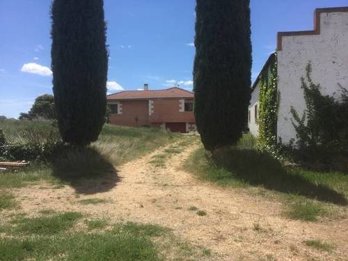 imagen 2 de Venta de finca con vivienda en Fuentepinilla (Soria)