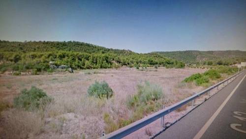 imagen 1 de Venta de finca en Flix (Tarragona)
