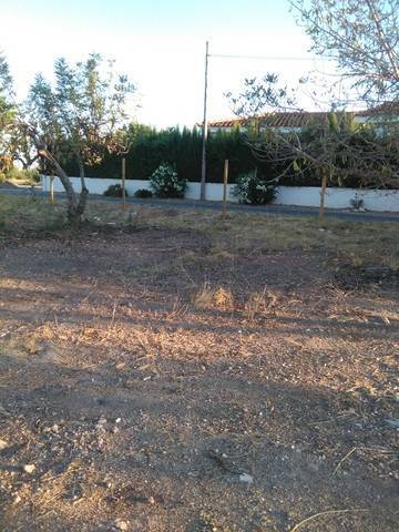 imagen 1 de Venta de terreno con luz y agua en Valls (Tarragona)