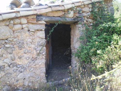 imagen 2 de Venta de terreno en Arnes rodeado de naturaleza