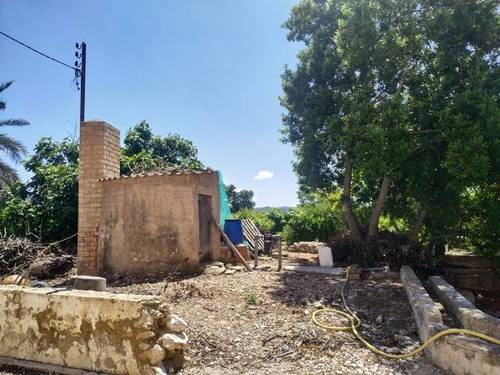 imagen 1 de Venta de finca con masía para reformar en Bitem (Tarragona)