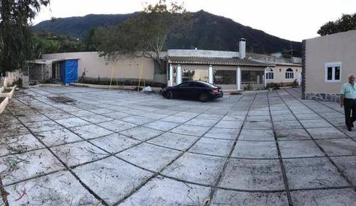 imagen 5 de Venta de finca con vivienda y terreno para animales en Los Realejos (Tenerife)